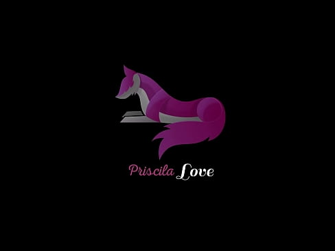 ❤️ Mes parents m'ont laissée seule avec ma sœur et j'ai versé du lait sur ses seins. ❤️ Vidéo de baise at us ️❤